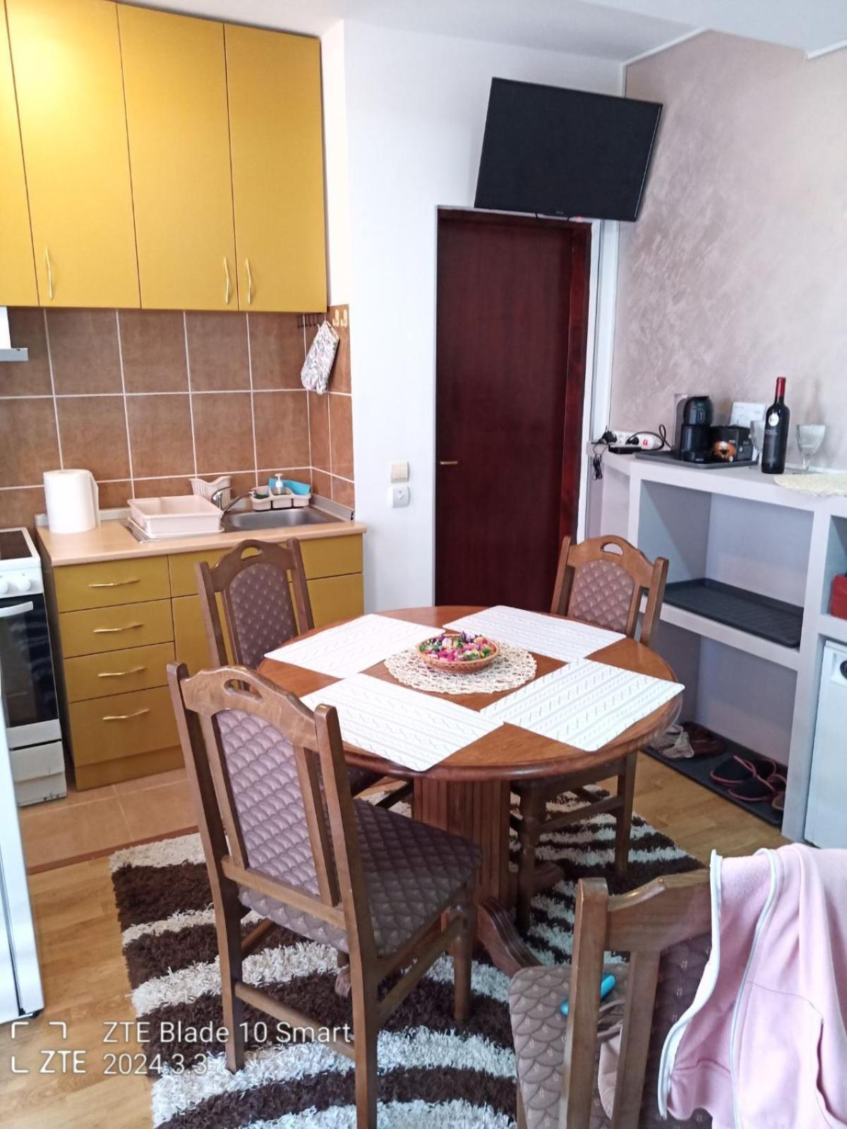 Apartmani Kris Zlatibor Esterno foto